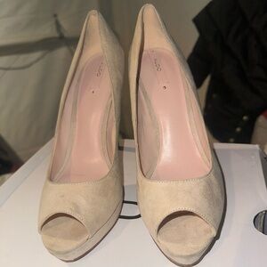Women’s Aldo Peep Toe Heels size 8.5